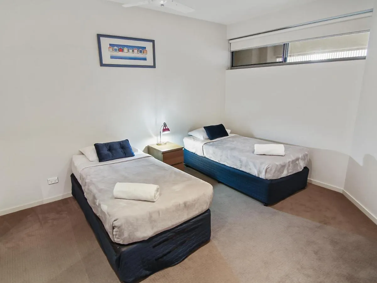**** Aparthotel Space Holiday Apartments Maroochydore Australia